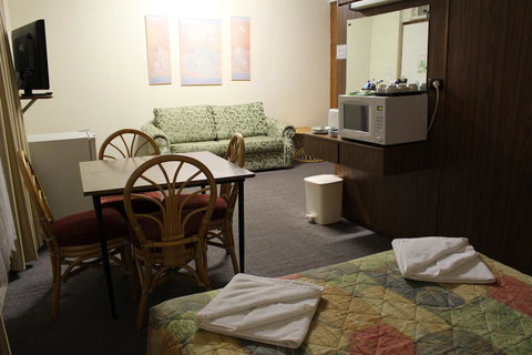 Island Motel Kingscote - New South Wales Tourism  11