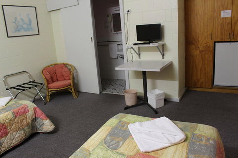 Island Motel Kingscote - New South Wales Tourism  22