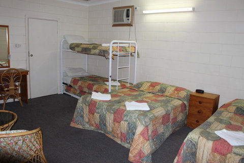 Island Motel Kingscote - New South Wales Tourism  32