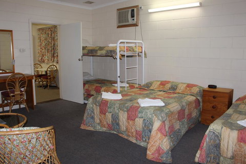 Island Motel Kingscote - New South Wales Tourism  31