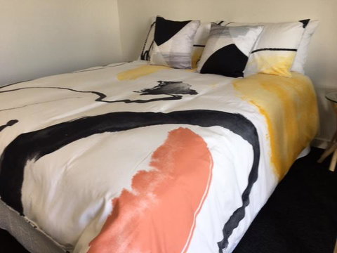 Port Lincoln Shark Apartment 2 - New South Wales Tourism  8