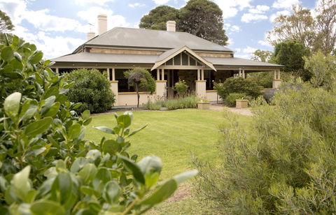 Yankalilla Bay Homestead - New South Wales Tourism  11