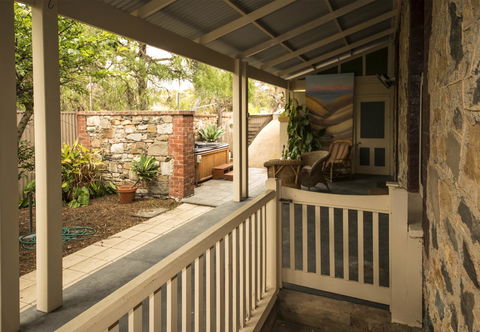 Yankalilla Bay Homestead - New South Wales Tourism  5