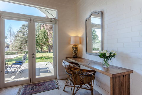 The Folly - New South Wales Tourism  3