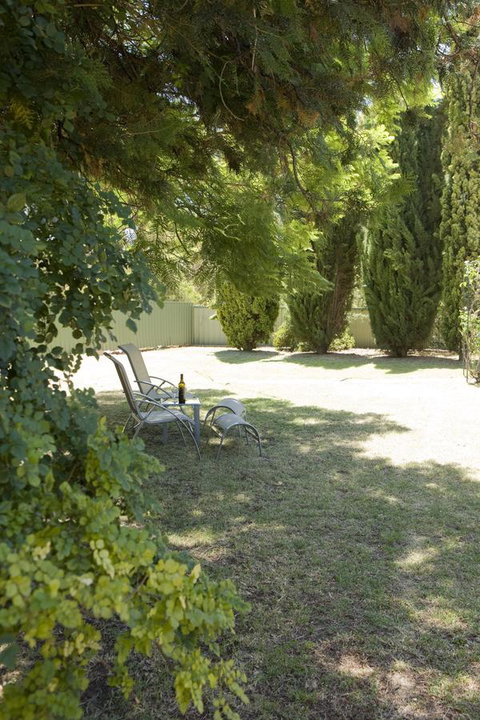 The Lyndoch Motel - New South Wales Tourism  26