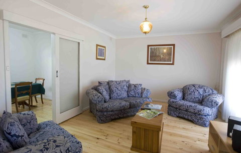 The Lyndoch Motel - New South Wales Tourism  28