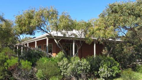 Edge Of Innes - New South Wales Tourism  0