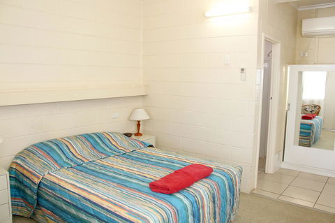 Renmark Motor Inn - New South Wales Tourism  15