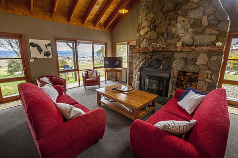 Eagles Range - New South Wales Tourism  4