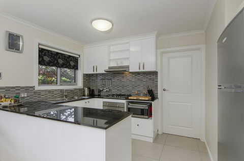 City One Apartment - New South Wales Tourism  2
