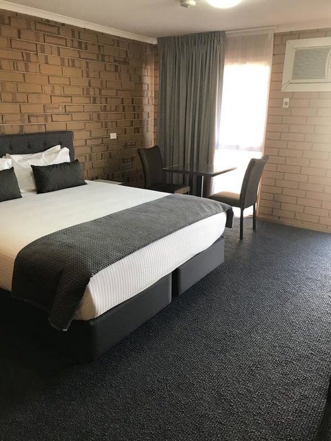 Frewville Motor Inn - New South Wales Tourism  31