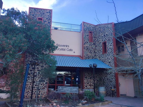 Desert Cave Hotel - New South Wales Tourism  34