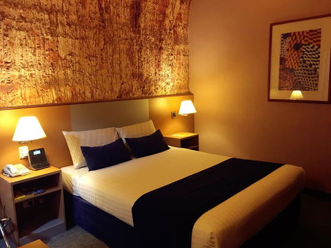 Desert Cave Hotel - New South Wales Tourism  39