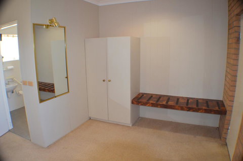 Deer Park Motor Inn Armidale - New South Wales Tourism  35