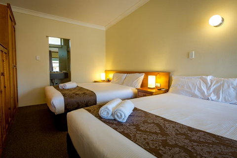 Abcot Inn - New South Wales Tourism  18