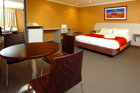 Victoria Hotel Strathalbyn - New South Wales Tourism  3