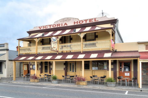 Victoria Hotel Strathalbyn - New South Wales Tourism  6