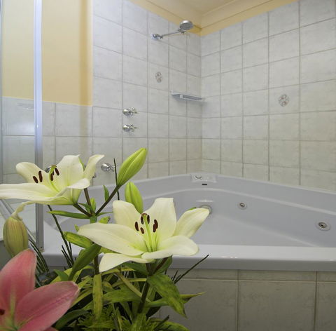 Victoria Hotel Strathalbyn - New South Wales Tourism  7