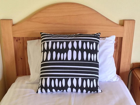 Coonawarra Place Motor Inn - New South Wales Tourism  37