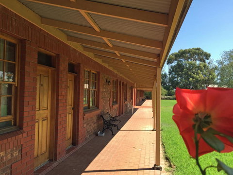 Coonawarra Place Motor Inn - New South Wales Tourism  33