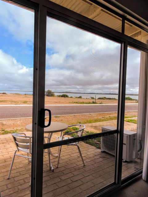 Highway One Motel - New South Wales Tourism  12