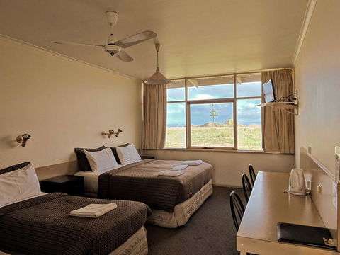 Highway One Motel - New South Wales Tourism  29