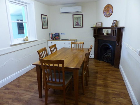 Andy\'s Accommodation - New South Wales Tourism  5