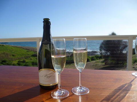 Ashendens At Penneshaw - New South Wales Tourism  7