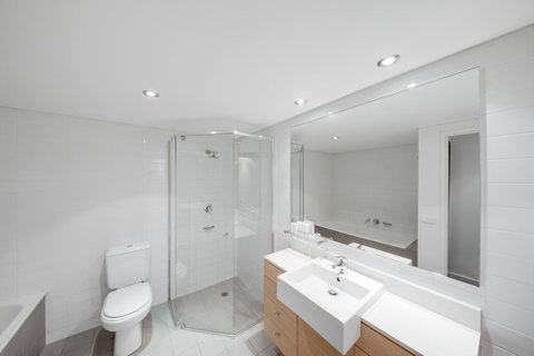 Adina Apartment Hotel Wollongong - New South Wales Tourism  18