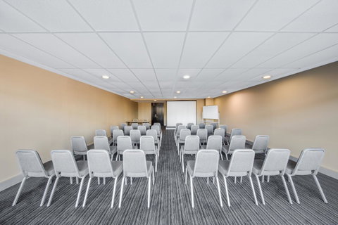 Adina Apartment Hotel Wollongong - New South Wales Tourism  33