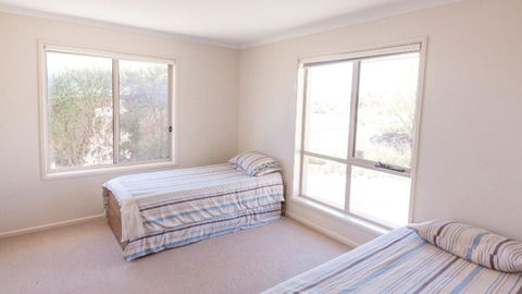 Golfers Paradise (18th Tee) - 52 Huntingdale Drive - New South Wales Tourism  1