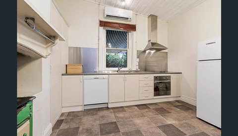 Treasured Memories Cottage - New South Wales Tourism  10