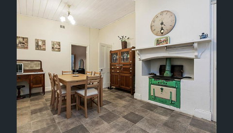 Treasured Memories Cottage - New South Wales Tourism  4