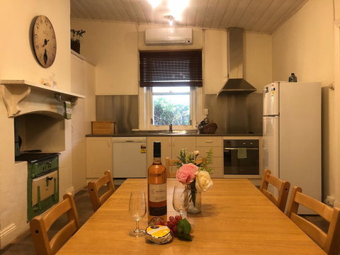 Treasured Memories Cottage - New South Wales Tourism  18