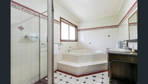 Treasured Memories Cottage - New South Wales Tourism  6