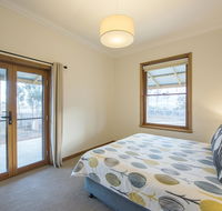 Flinders Bush Retreats - New South Wales Tourism 