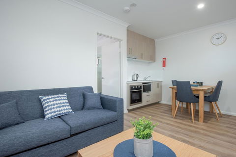 Jurien Bay Motel Apartments - New South Wales Tourism  6
