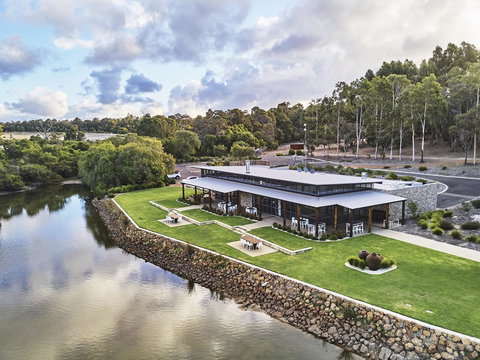 Eight Willows Retreat - New South Wales Tourism  28