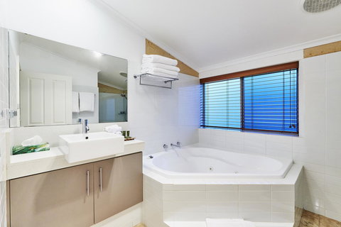 Eight Willows Retreat - New South Wales Tourism  17