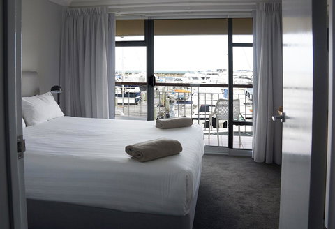 Oceanside 23 - New South Wales Tourism  3