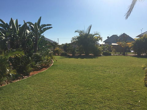 Escape 2 Exmouth - New South Wales Tourism  18