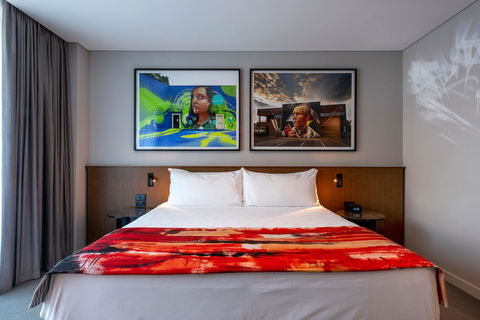 The Adnate Perth - Art Series - New South Wales Tourism  16