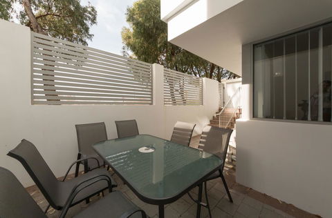 Yaran Suites - New South Wales Tourism  21