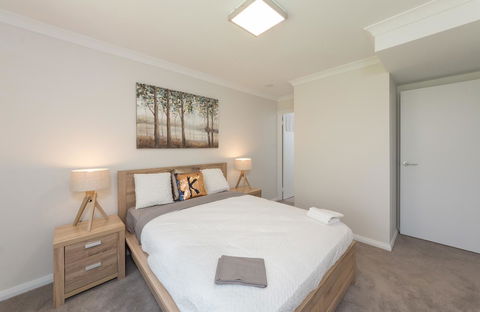 Yaran Suites - New South Wales Tourism  11