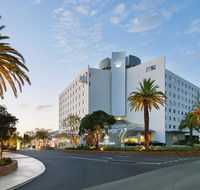 Crown Promenade Perth - New South Wales Tourism 