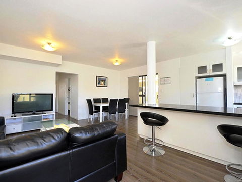Mandurah Family Resort - New South Wales Tourism  35