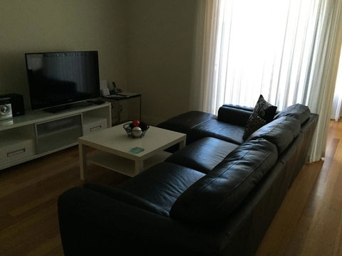 Parklane Apartments - New South Wales Tourism  19