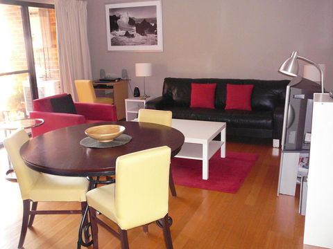 Parklane Apartments - New South Wales Tourism  27