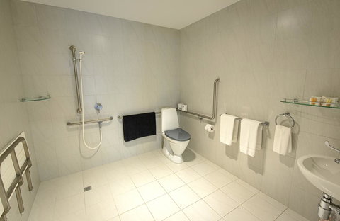 Pelicans Albany Middleton Beach - New South Wales Tourism  37