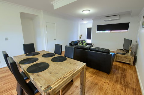 Pelicans Albany Middleton Beach - New South Wales Tourism  19